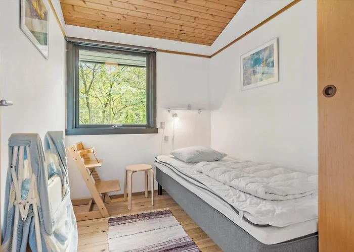 6780-allinge-gronnedalsvej-29 Дом отдыха *